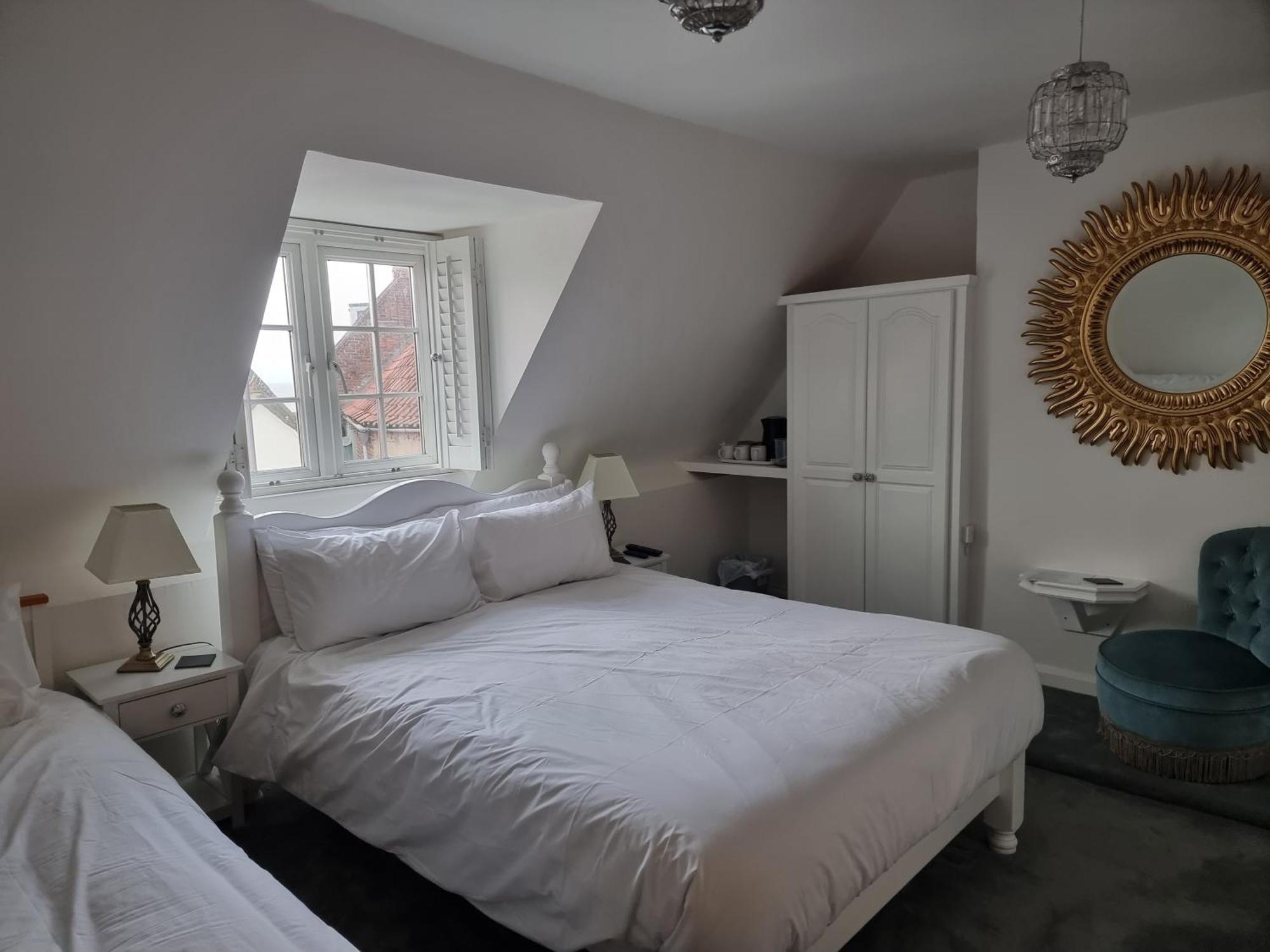 Poppy Cottage Уитби Экстерьер фото