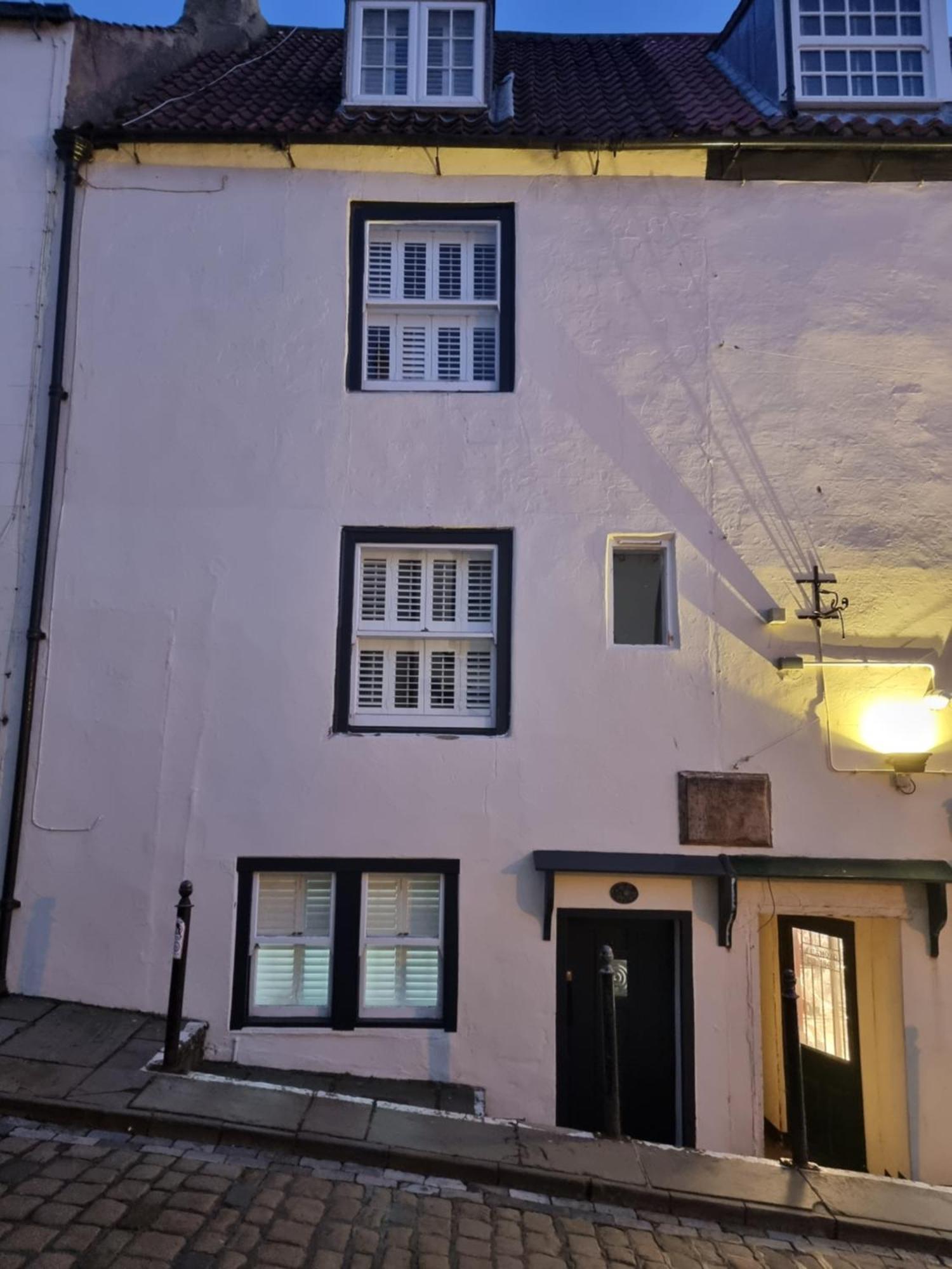 Poppy Cottage Уитби Экстерьер фото